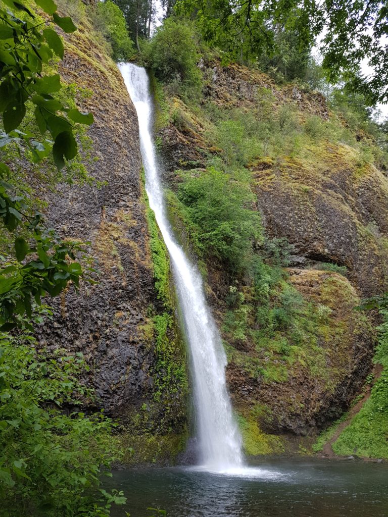 A picture of Horsetail Falls in the Columbia River Gorge, near Portland, Oregon.